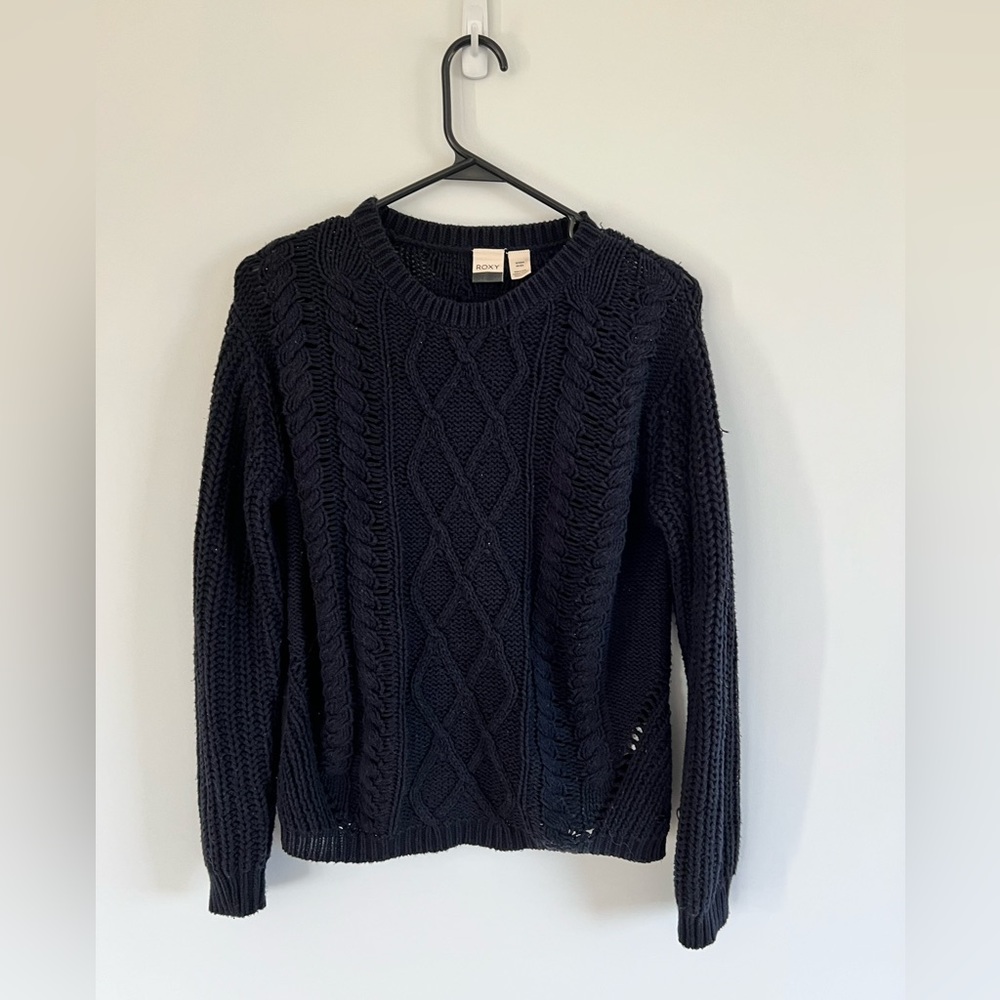 Roxy crewneck sweater
